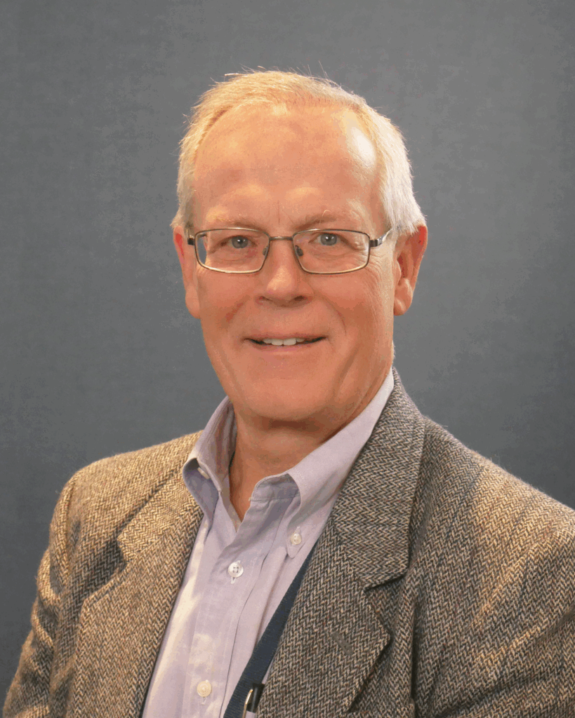 Lowell Bassett Headshot