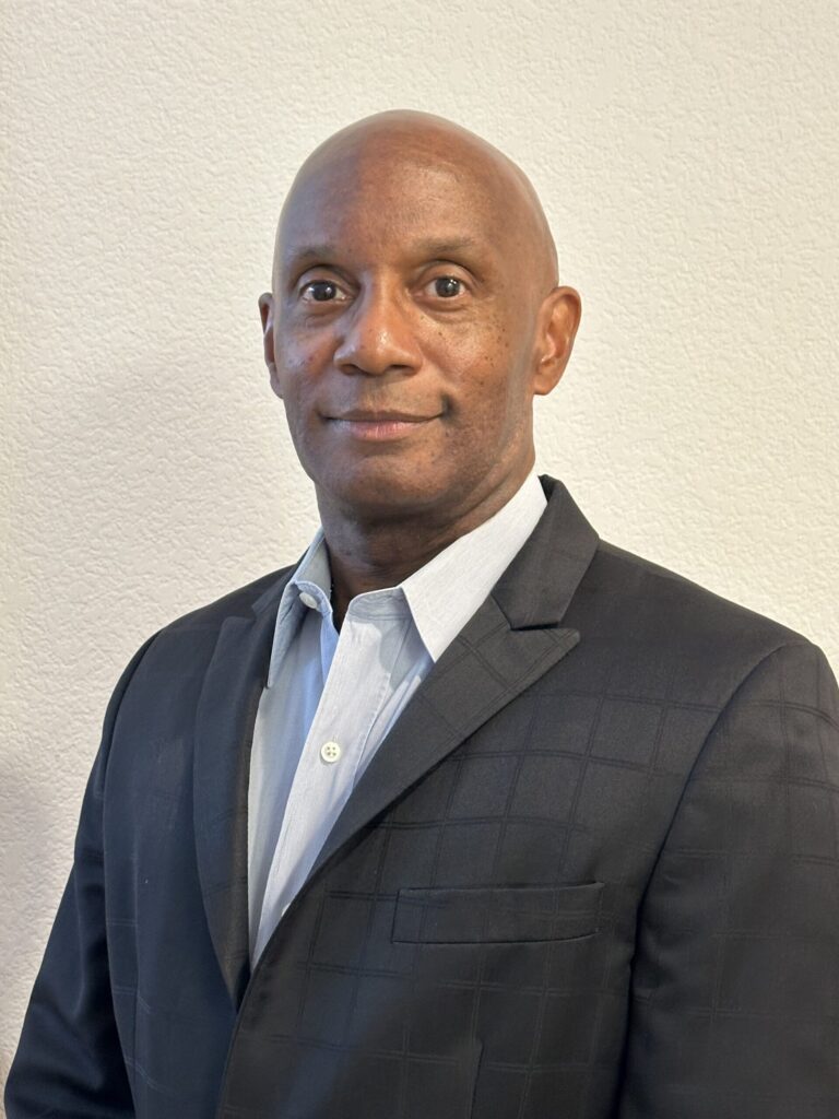 Wayne Barrett Headshot